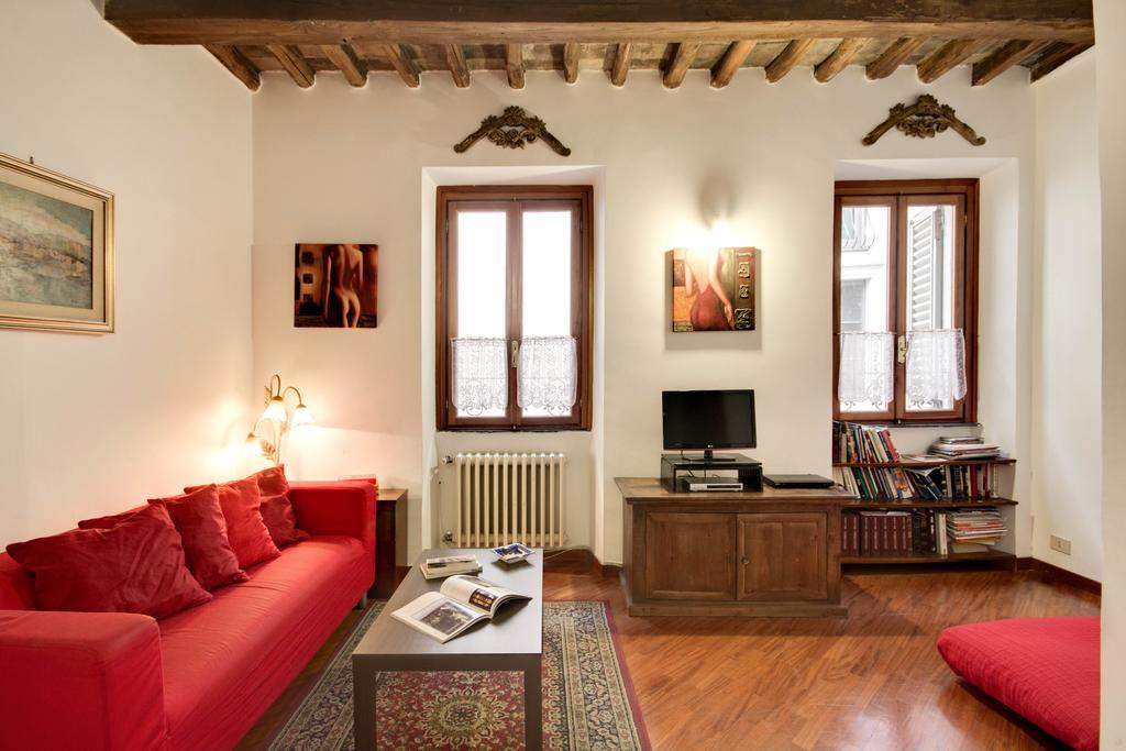 Stunning Pantheon Apartment Рим Номер фото