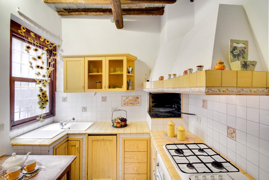 Stunning Pantheon Apartment Рим Номер фото