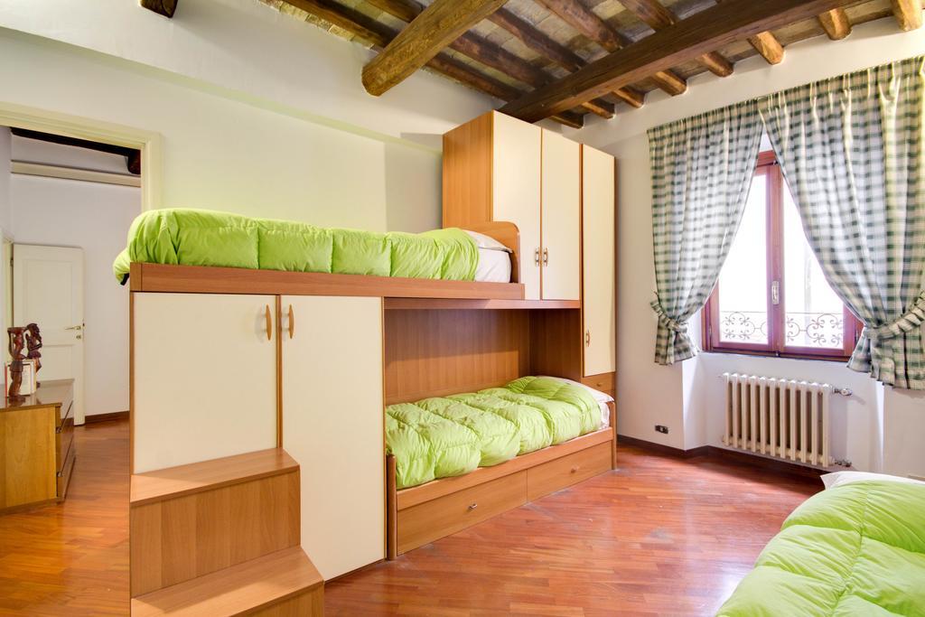Stunning Pantheon Apartment Рим Номер фото