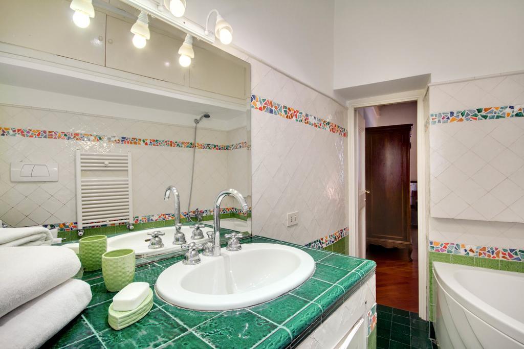 Stunning Pantheon Apartment Рим Номер фото